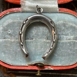 Silver Horseshoe Pendant